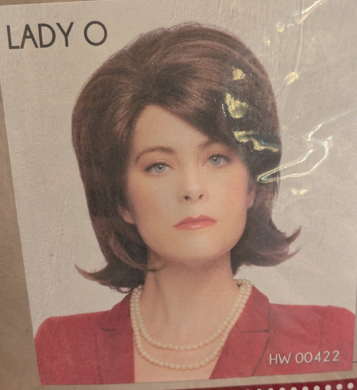 60s flip wig, side part-brown