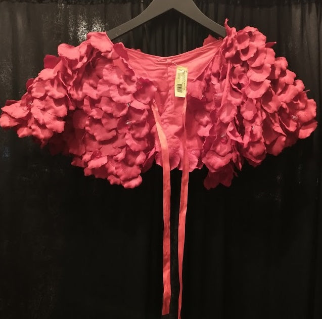 Capelet, Rose Petals mantle