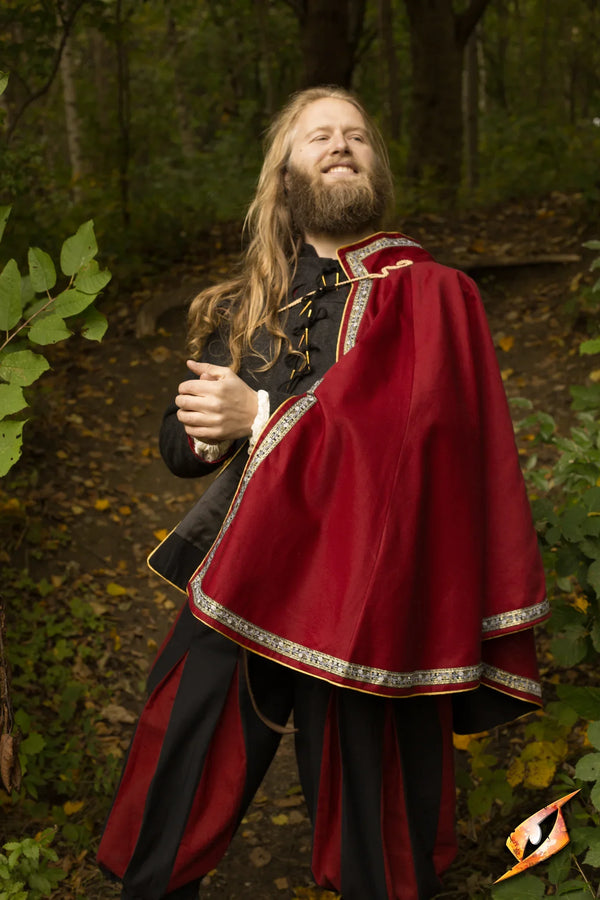 Fencing Cape, Aramis Red