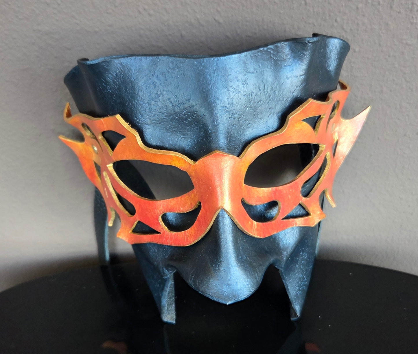 Mask, Neutra Sarda Imposter