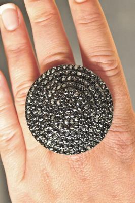 Ring, Rhinestone Circle Gunmetal