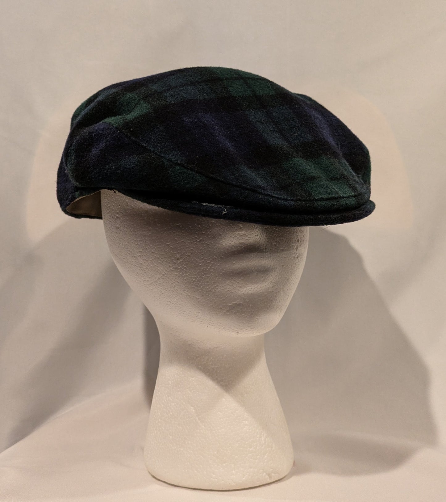 Cap, Newsboy Plaid Used 23"