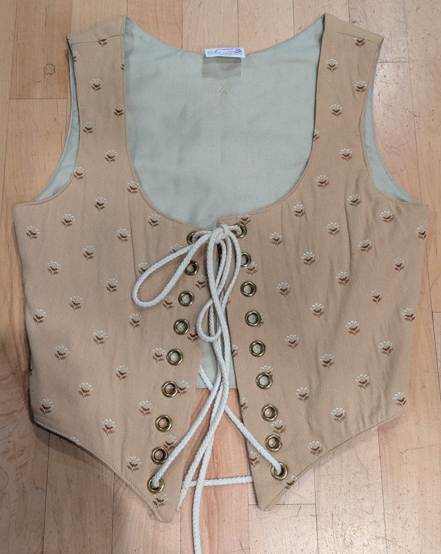 Bodice, Tan Flowers sz 6