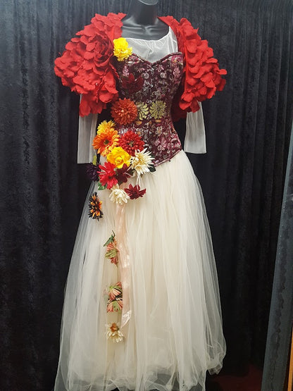 Capelet, Rose Petals mantle