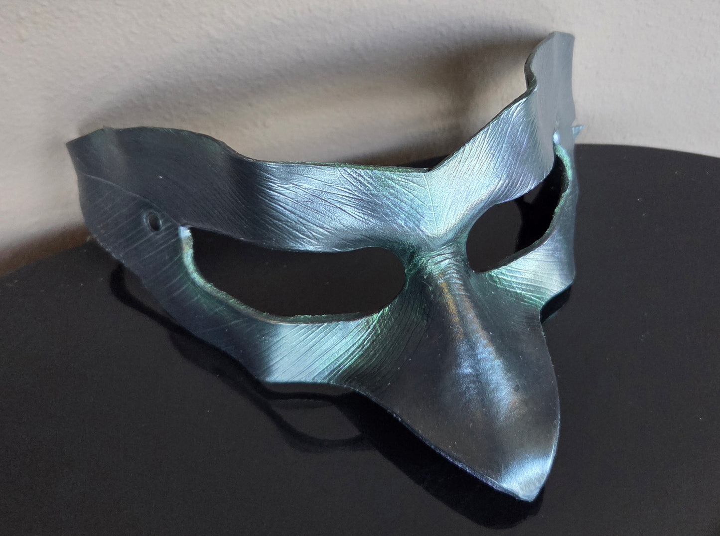 Mask, Small Raven Black (Glasses)