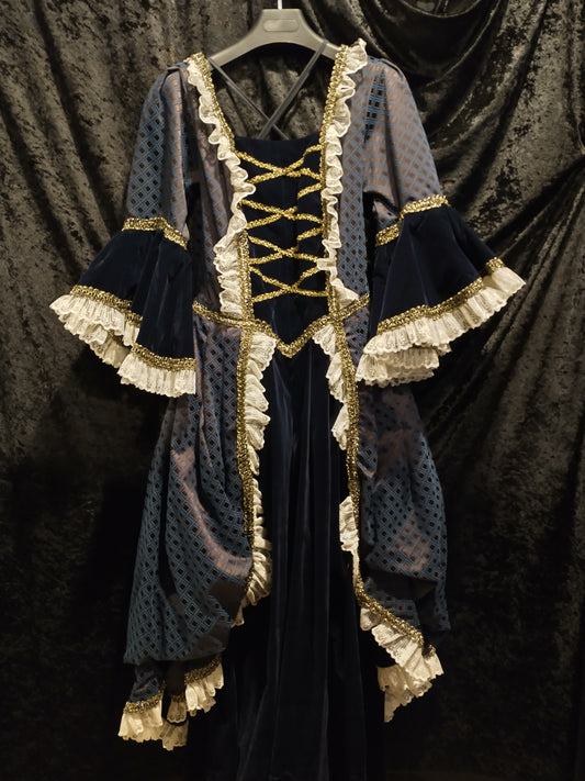 Gown, Fancy Colonial Lady 18th c-  : Large