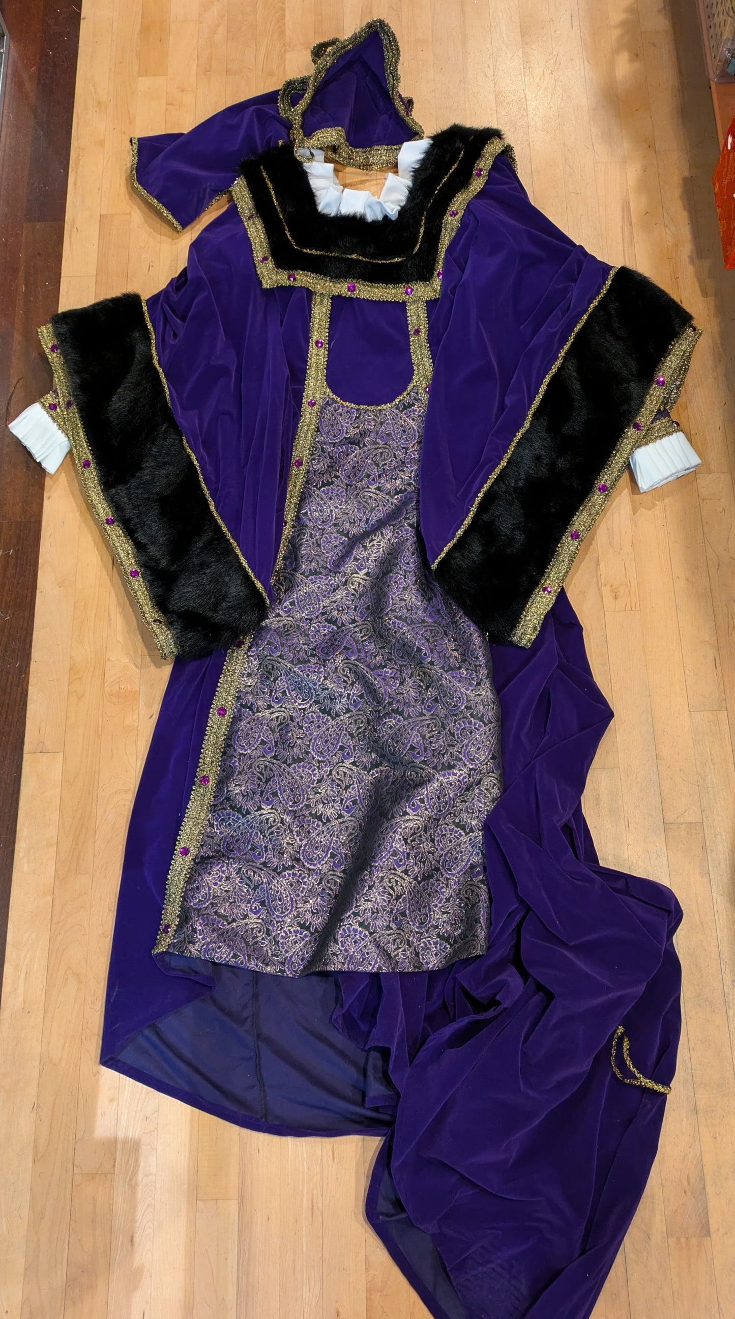 Anne Boleyn Renaissance Queen Prp M