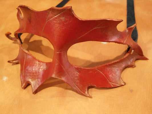 Oak Leaf Mask