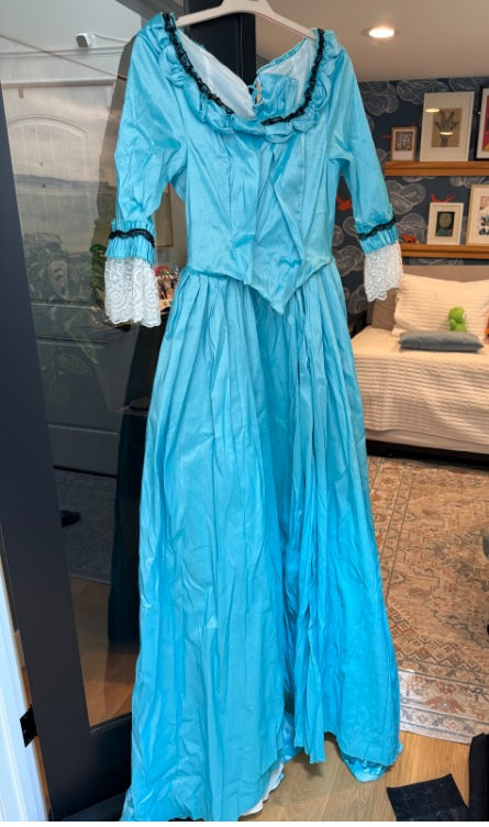 Gown, 18th C. Blue
