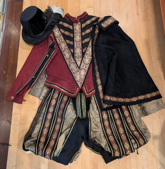 Elizabethan Noble Man 4 pc, Burgundy & Black XL