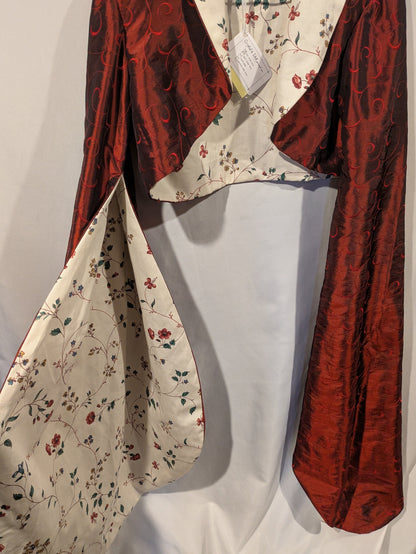 Bolero, Drama Sleeves Red