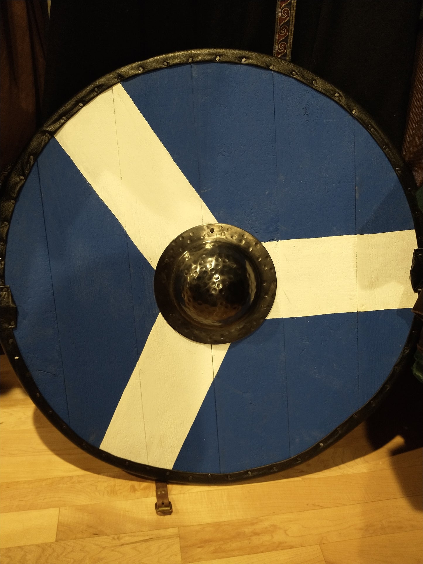 Shield, Viking 27" diameter-  : 27" Diameter