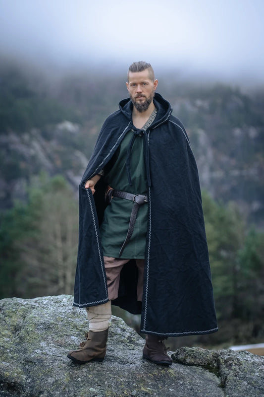 Cape, Wool Valdemar Black