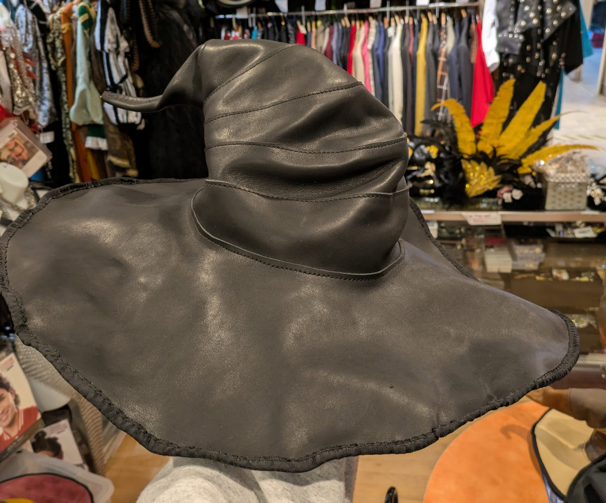 Drooping Hat Hat, Leather Wizard Droopy – A Masquerade Costume
