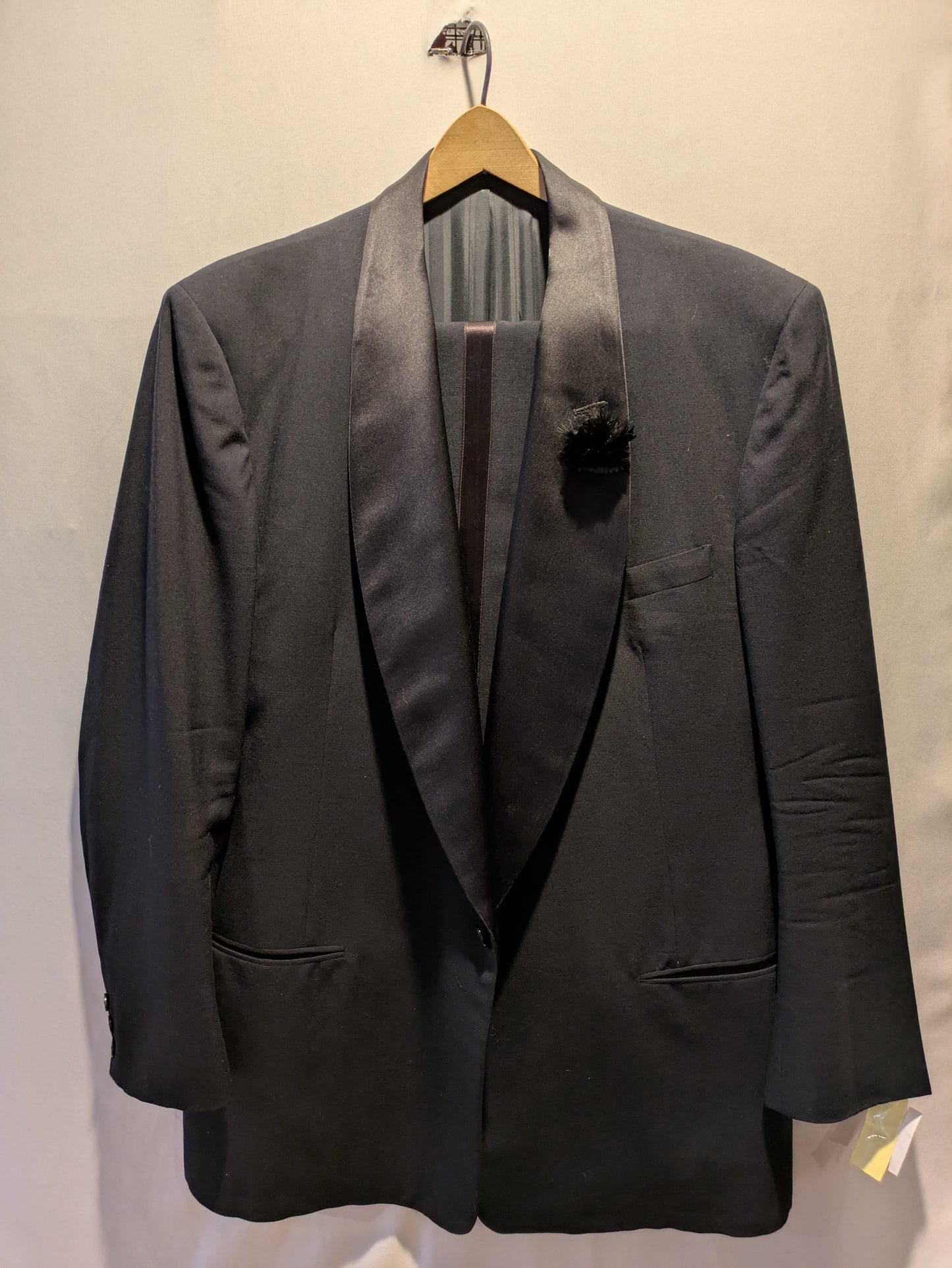 Suit, Tux Navy Vintage 46l