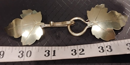 Cape Clasp, Bronze Western Ivy Pin On Cloak Clasp