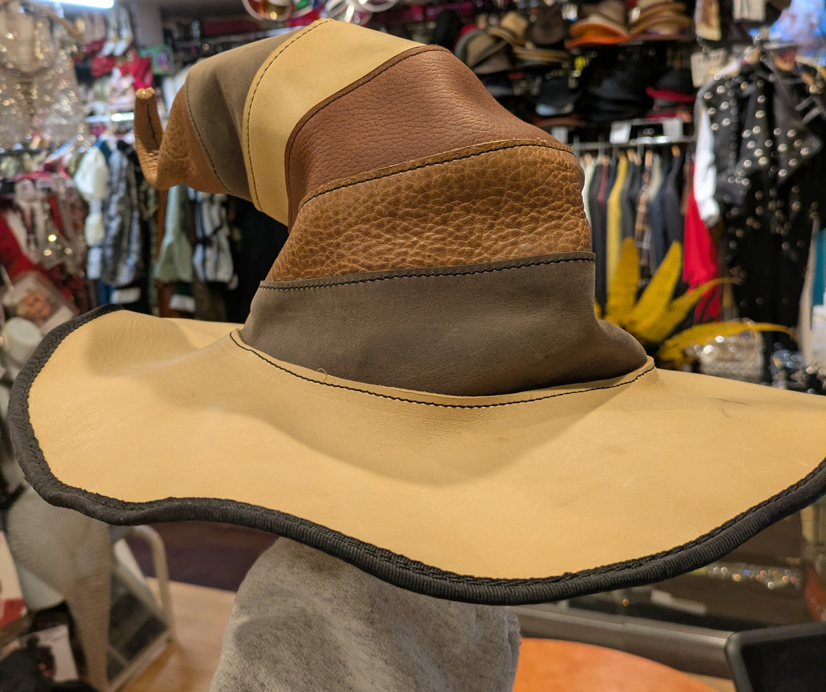 Drooping Hat Hat, Leather Wizard Droopy – A Masquerade Costume