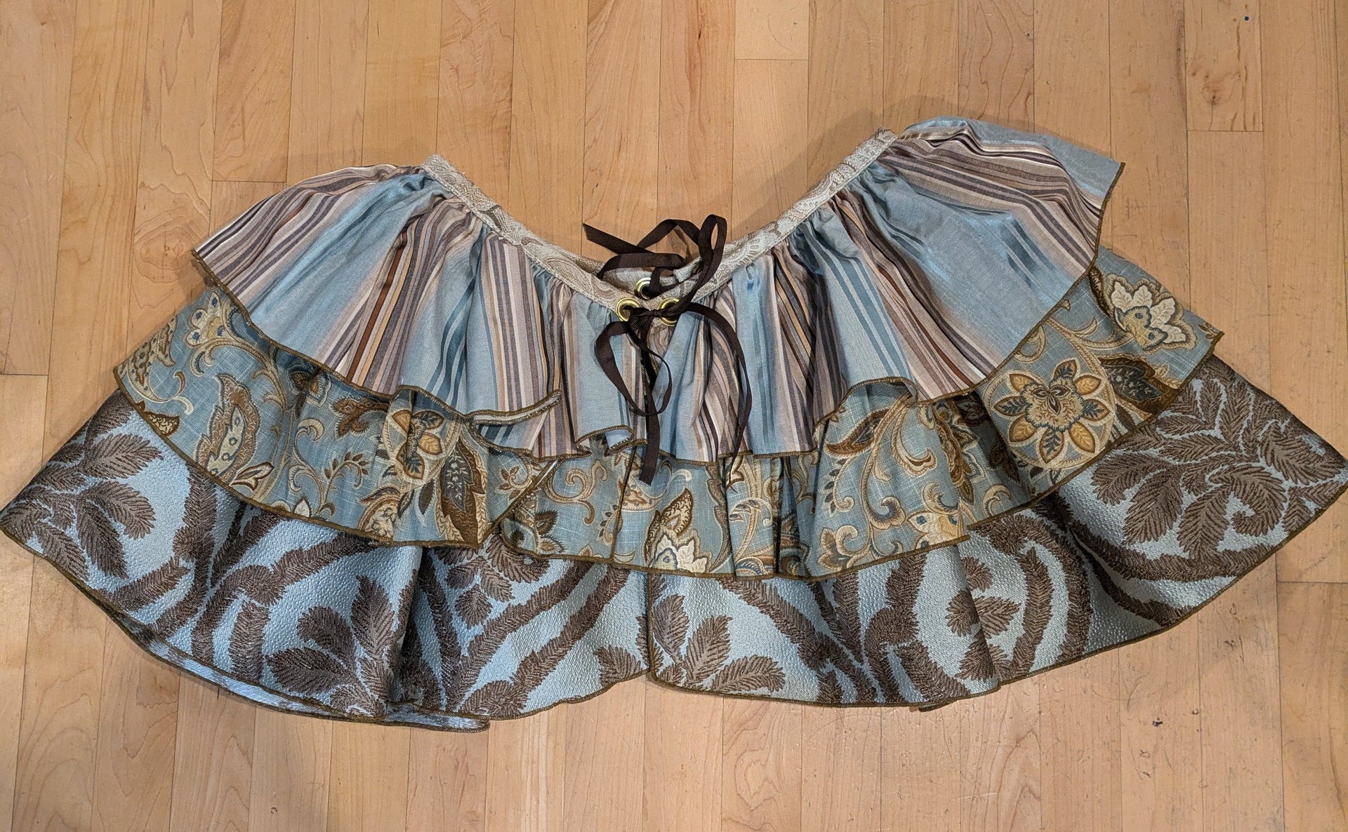 Panniers, Bustles Damsel Orange patchwork