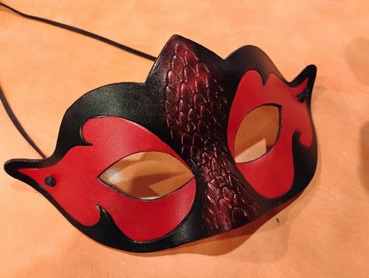 Domino #3, Dragon Leather