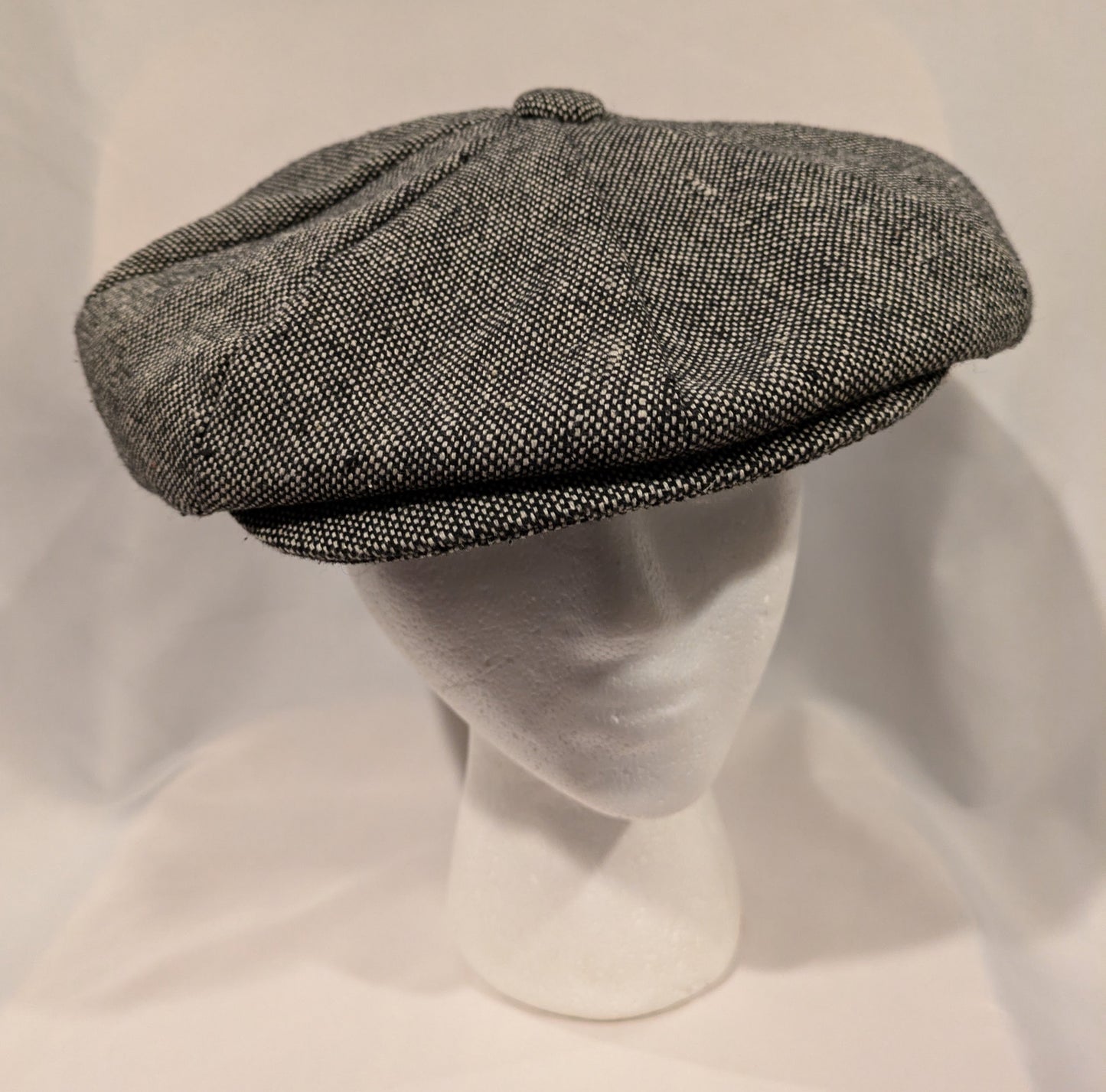 Cap, Newsboy Tweed Used 21"