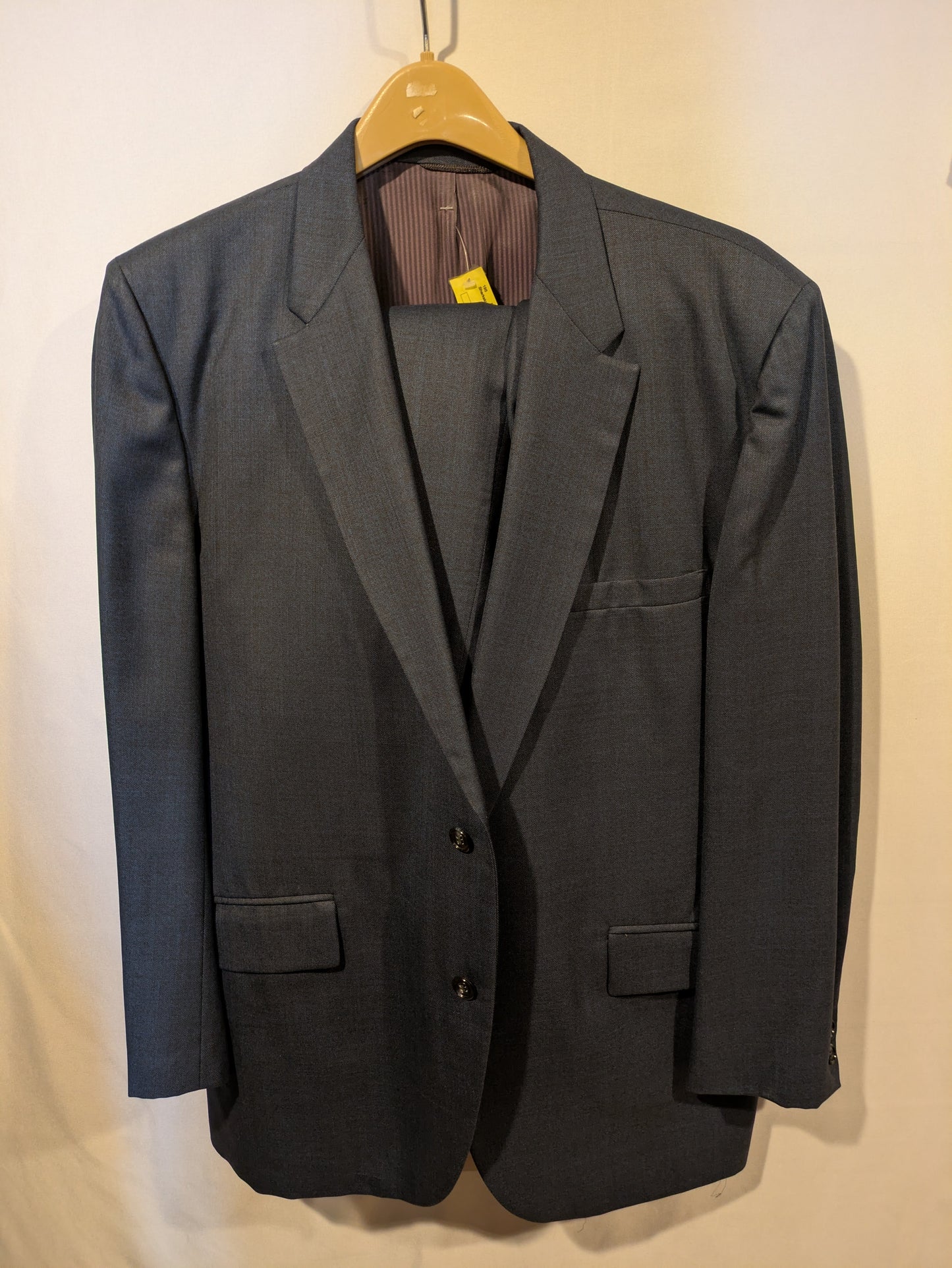 Suit, Sharkskin 2pc 40"