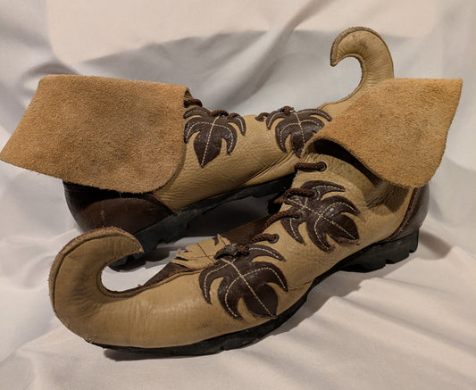 Boot, Forrest Curled Toe Brown/Tan USED
