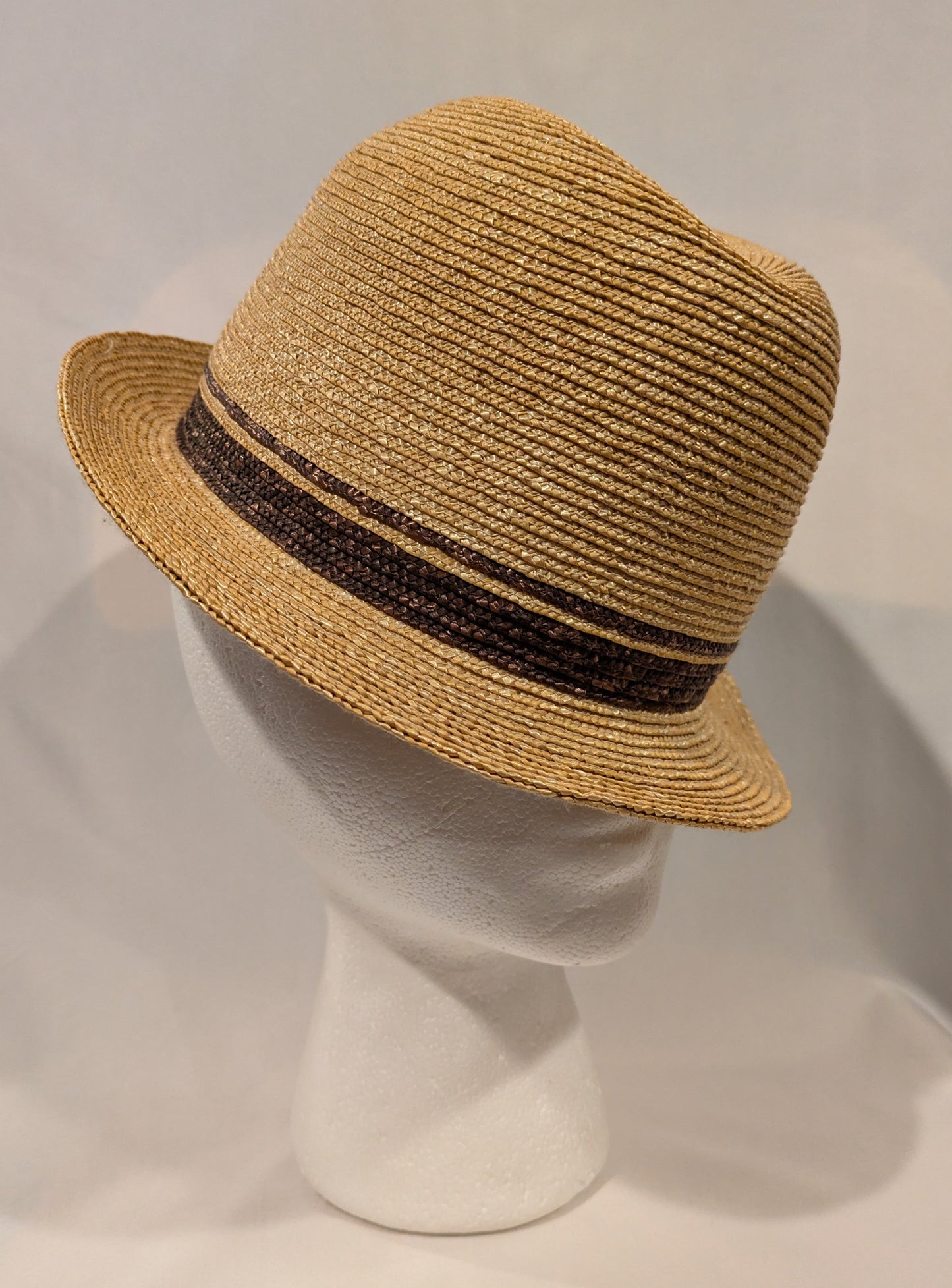 Hat, Straw Trilby Used 21"