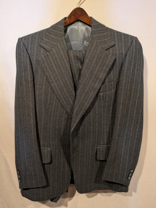 Suit, Grey Pinstripe 3pcs 42"