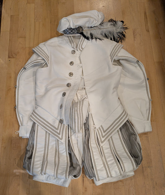 Elizabethan Noble Man 3 pc, White L