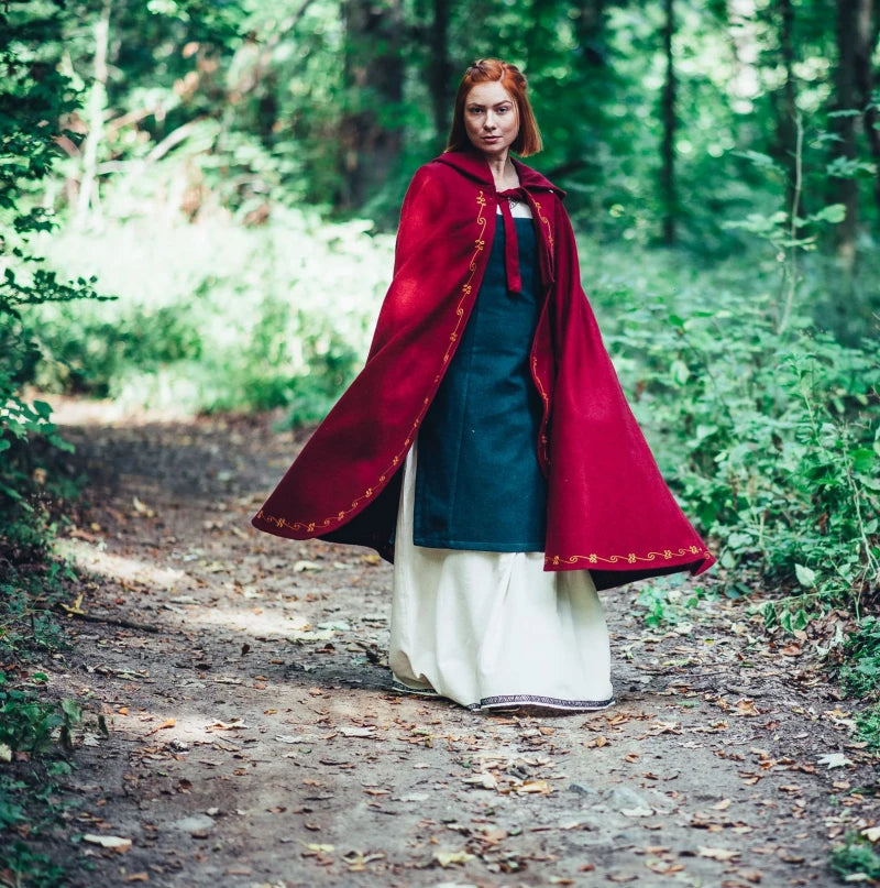 Cape, Wool Asidis Red