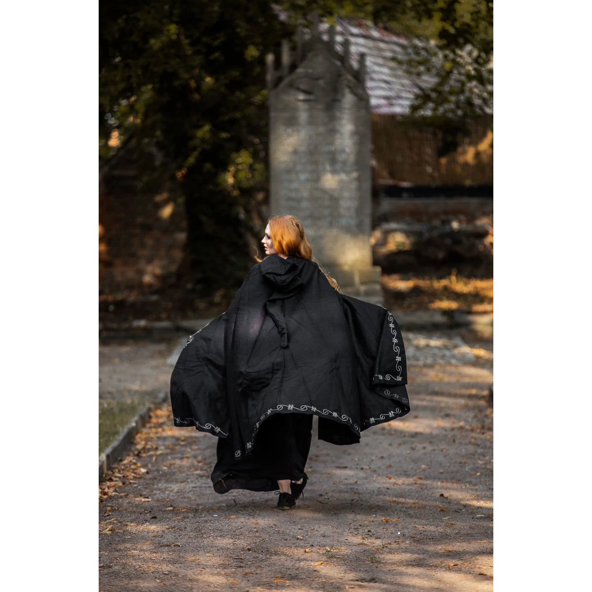 Cape, Wool Alma Black