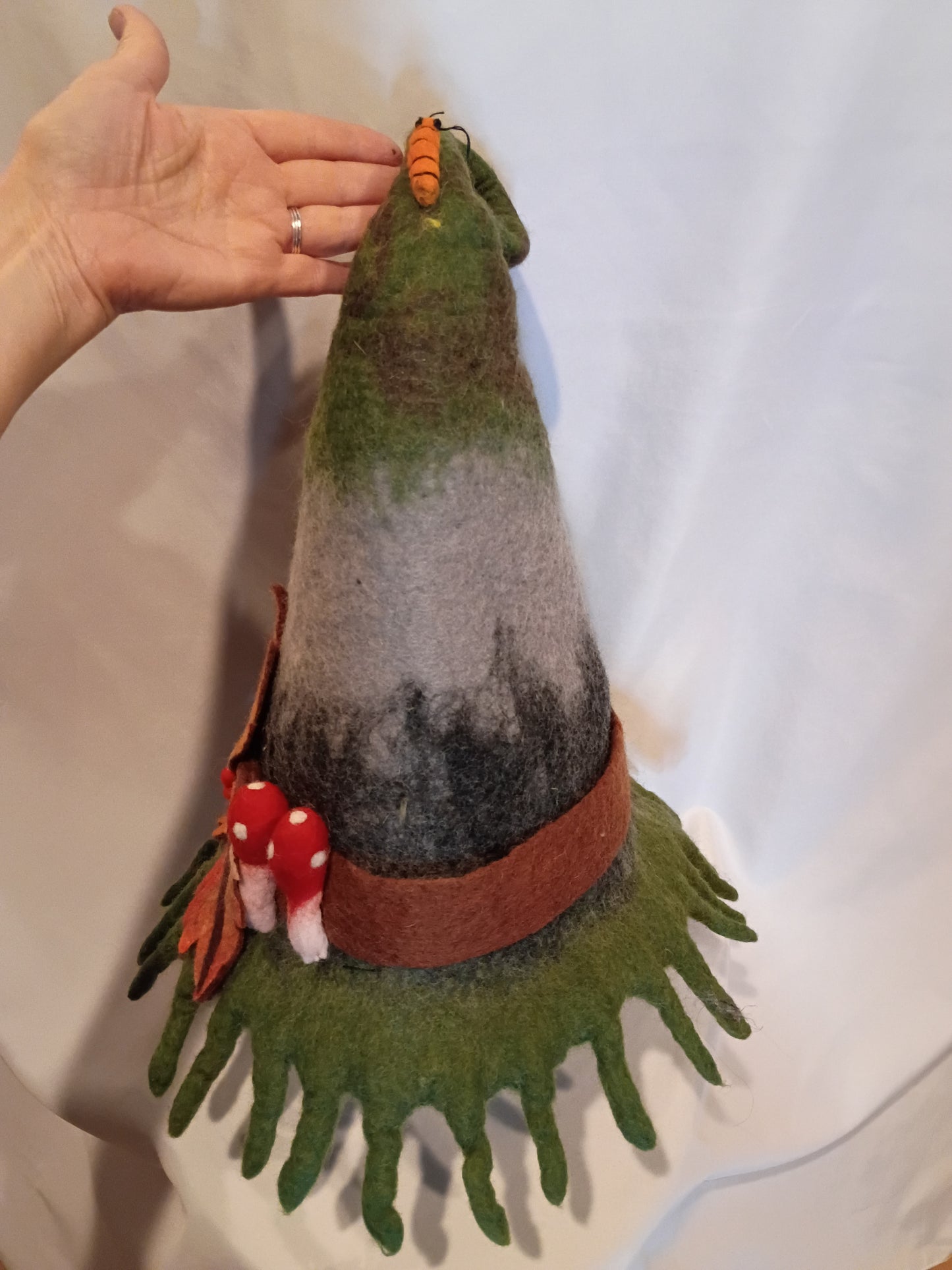 Hat, Witch or Wizard Moss Traveler