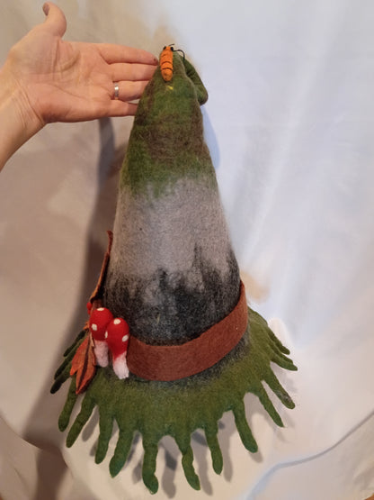 Hat, Witch or Wizard Moss Traveler