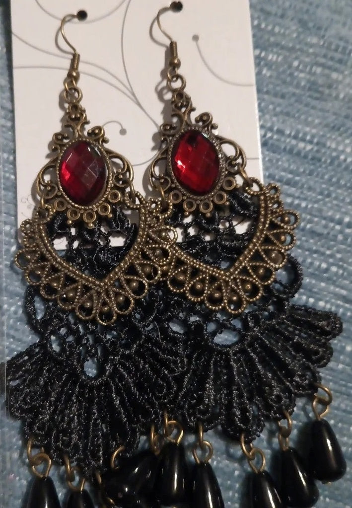 Earrings, Victorian Black