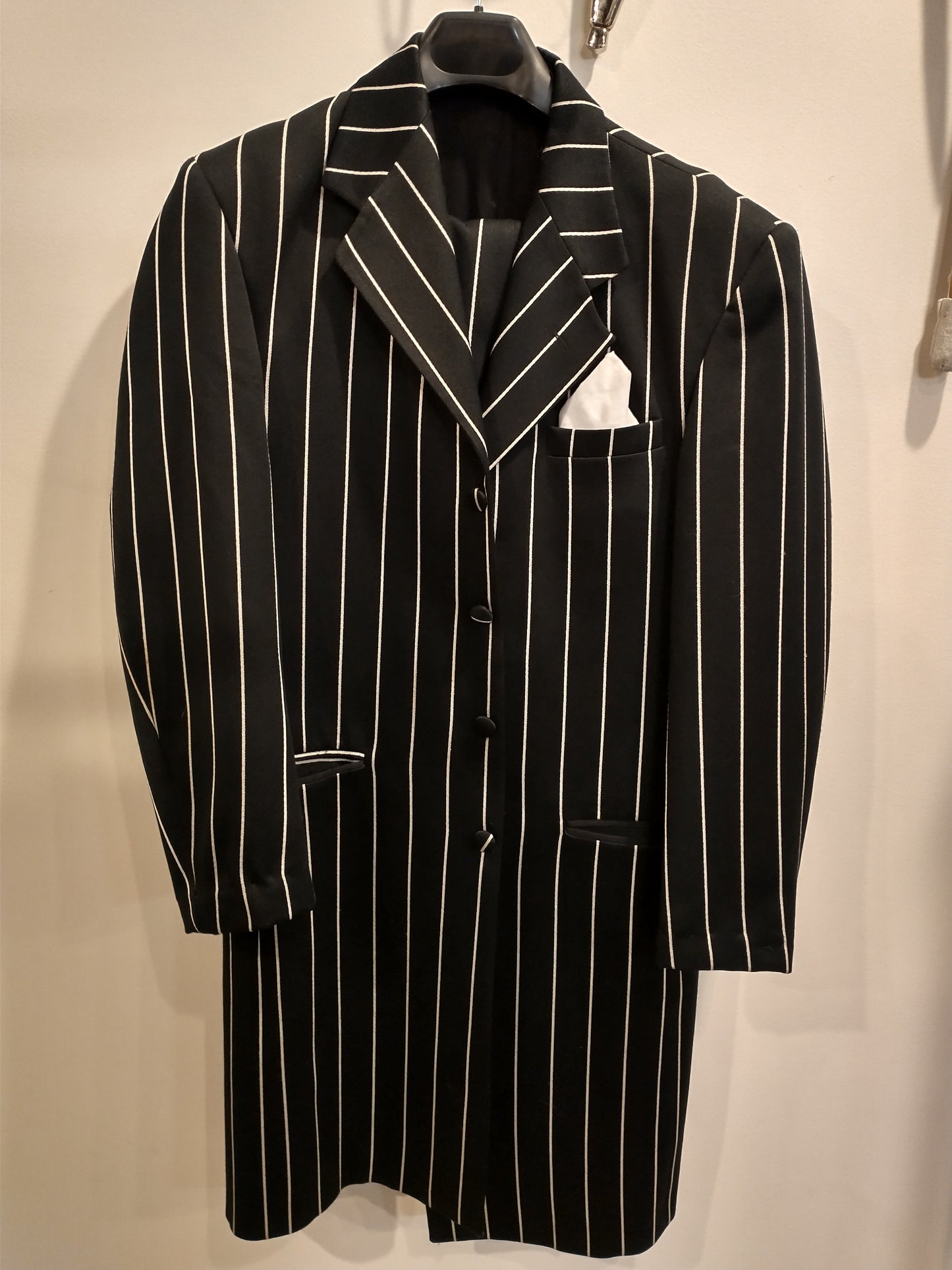 Zoot Suit 38R Black Pin