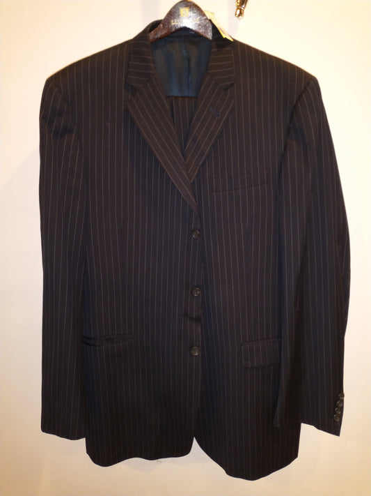 Suit 44L Black Pin