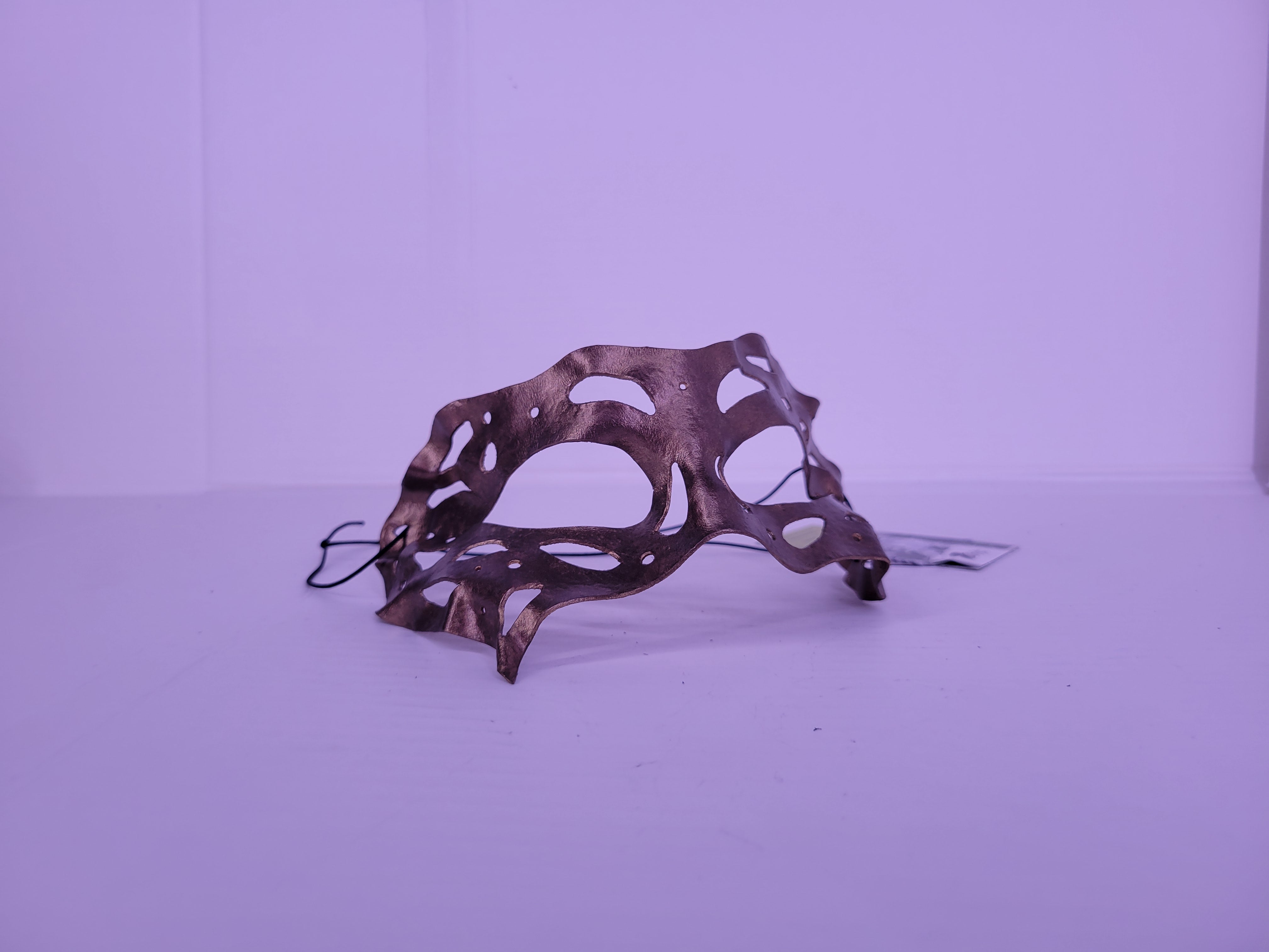 Filigree Eyemask, Gold – A Masquerade Costume